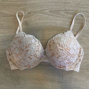 White lace bra 34C
